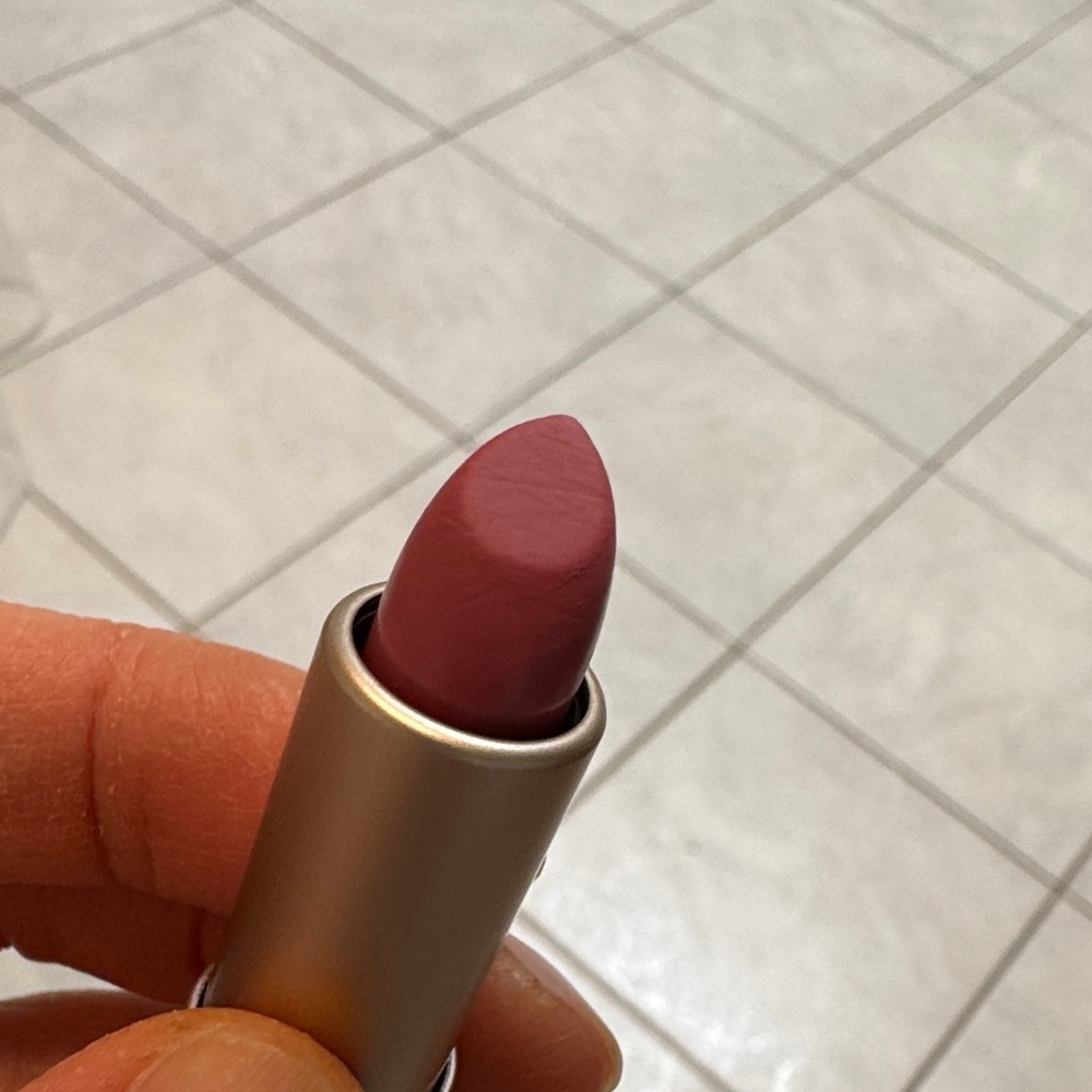 bareMinerals HONESTY Deep Berry Lipstick - TESTED ON WRIST FOR COLOR SWATCH - Picture 3 of 3